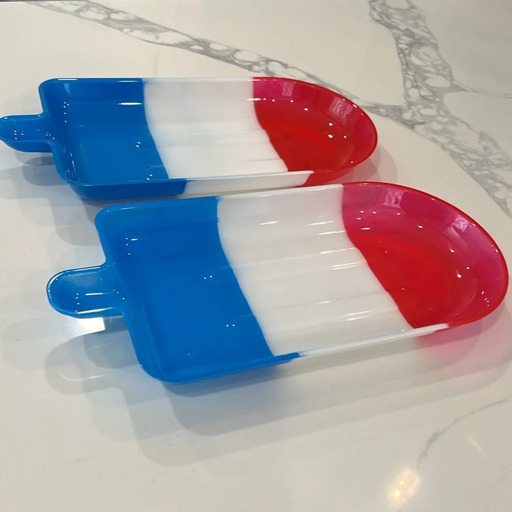 Cute. 2pc Tray's